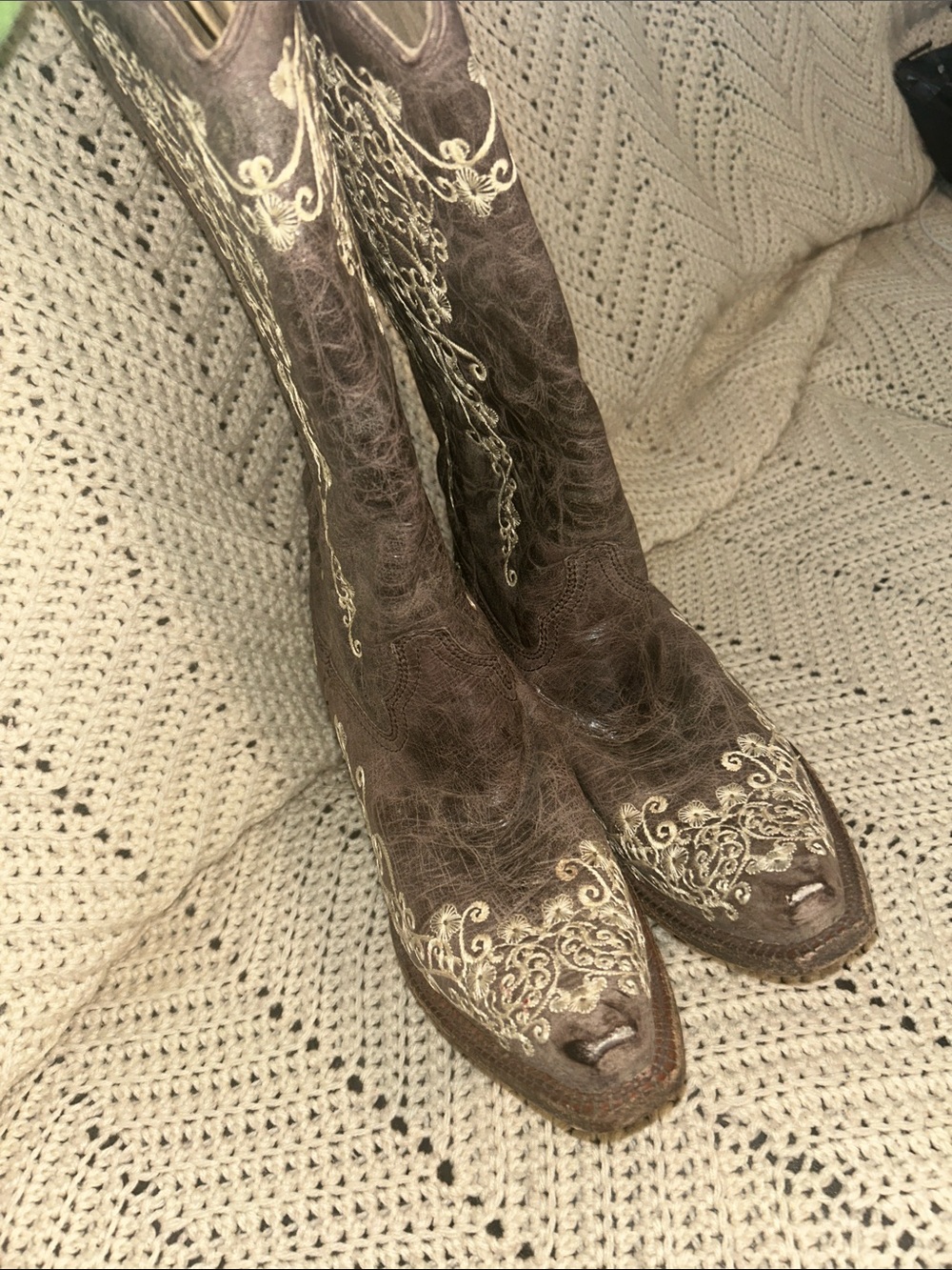 Corral Brown Embroidered Western Heeled Boots - Picture 8 of 13
